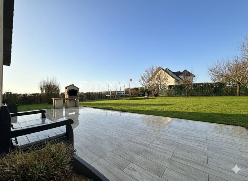 Maison - 88 m² - 5 pièces