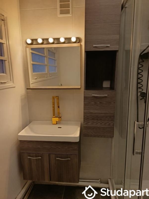 Chambre - 12 m² - 1 pièce