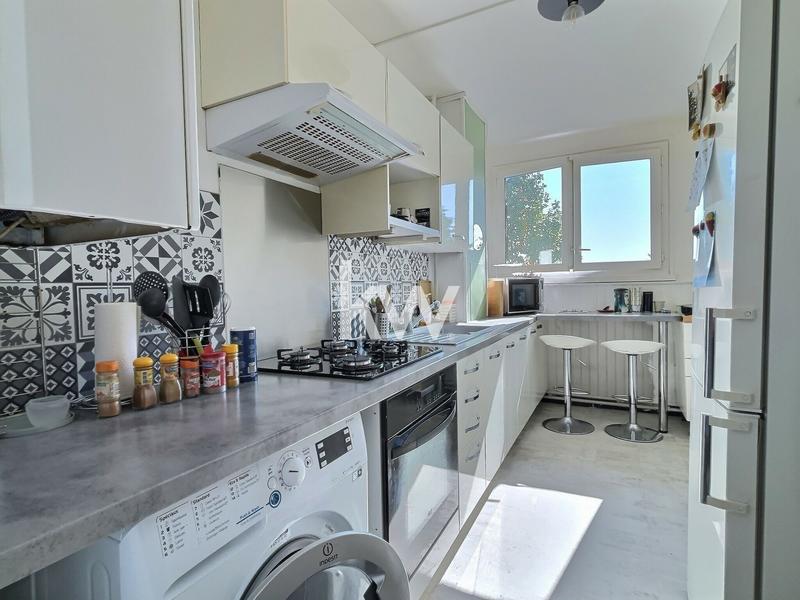 Appartement - 77 m² - 4 pièces