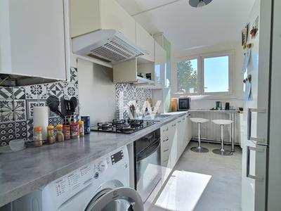 Appartement - 77 m² - 4 pièces