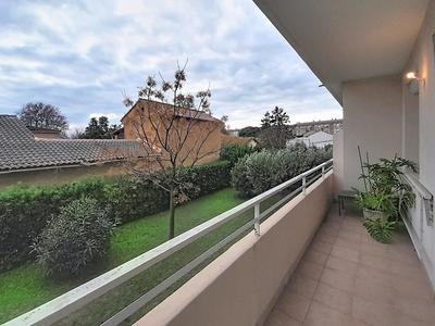 Appartement - 85 m² - 4 pièces