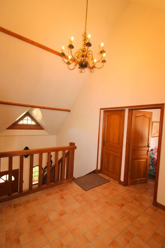 Maison - 162 m² - 7 pièces