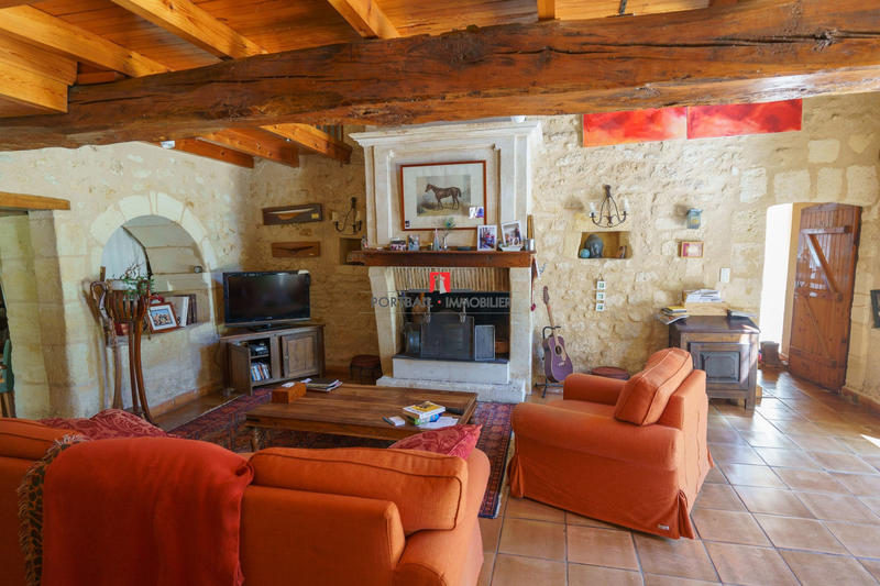 Maison - 272 m² - 7 pièces