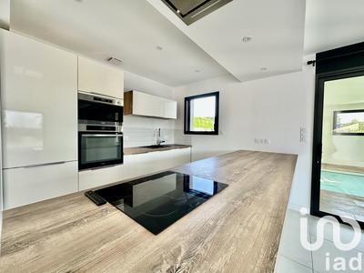 Maison - 137 m² - 8 pièces