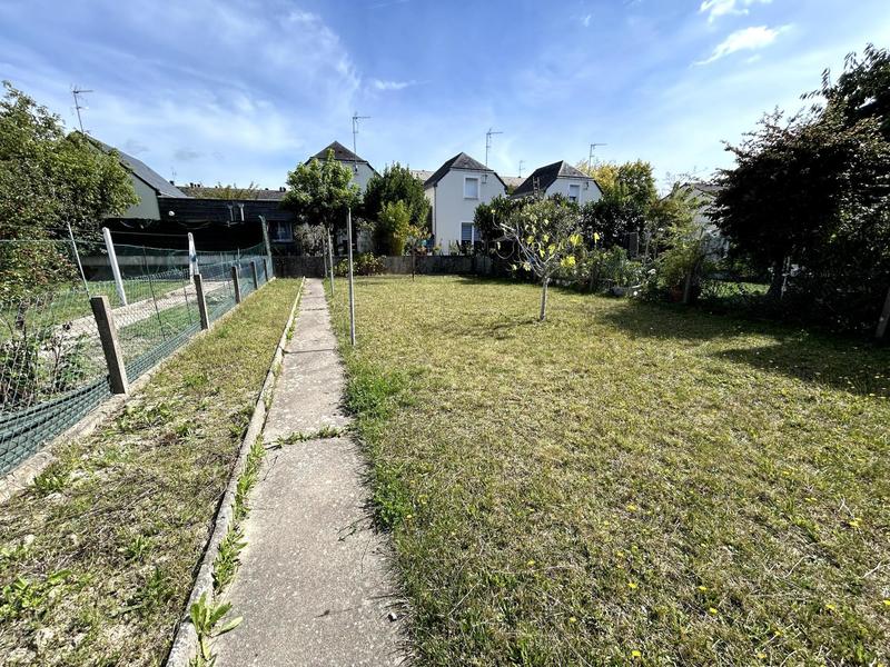 Maison - 120 m² - 1 pièce