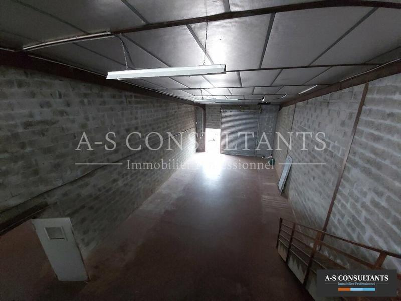 Local commercial - 368 m²