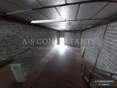 Local commercial - 368 m²