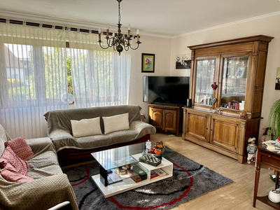 Maison - 102 m² - 5 pièces