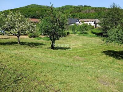 Terrain constructible - 1 057 m²