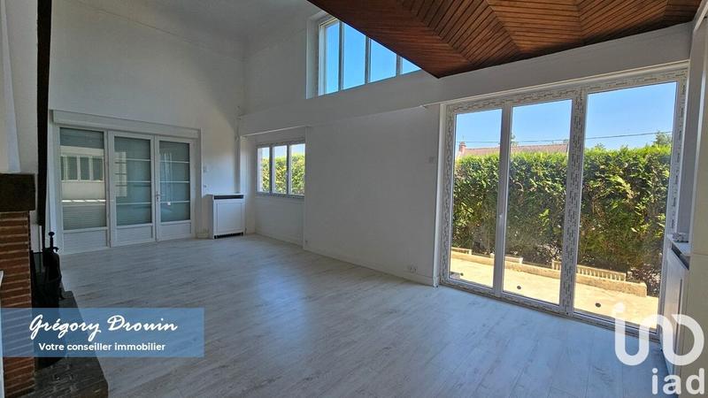 Maison - 258 m² - 8 pièces