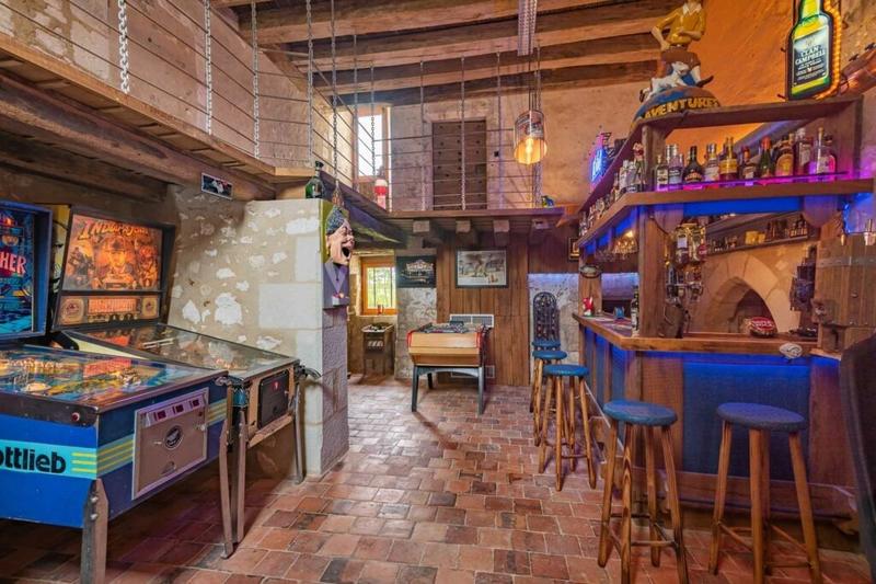 Manoir - 670 m² - 9 pièces