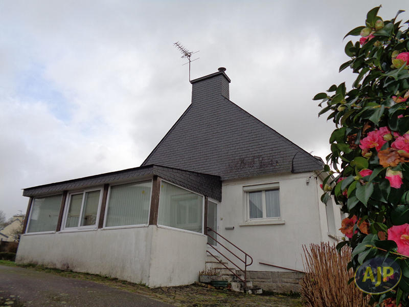 Maison - 93 m² - 5 pièces