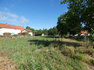 Terrain constructible - 1 054 m²