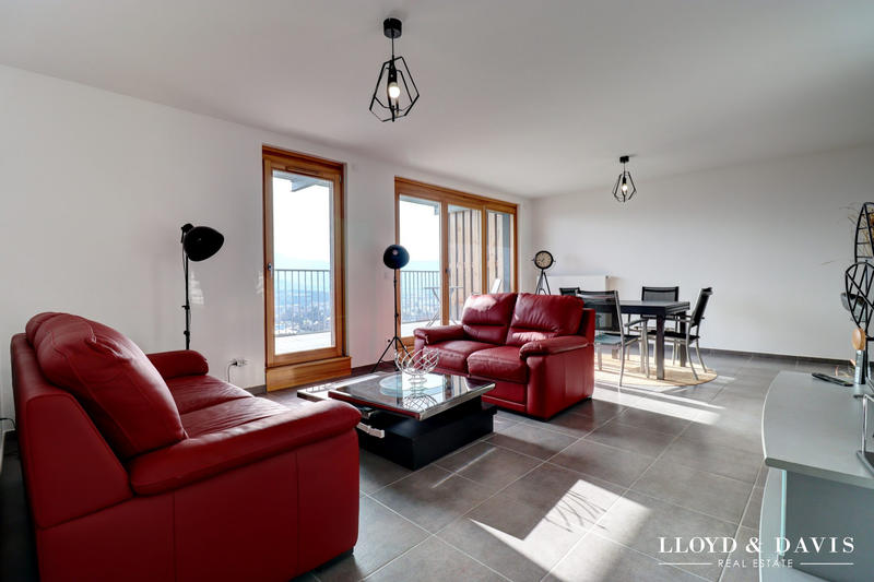 Appartement - 67 m² - 3 pièces