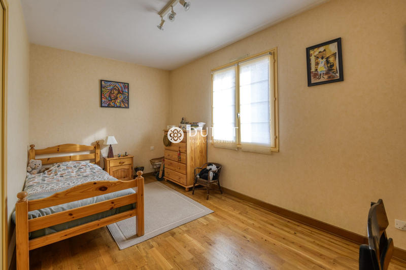 Maison - 168 m² - 6 pièces