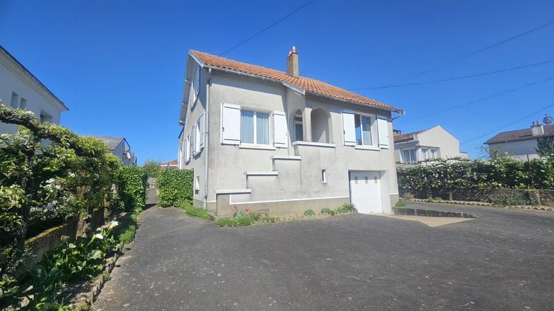 Maison - 125 m² - 5 pièces