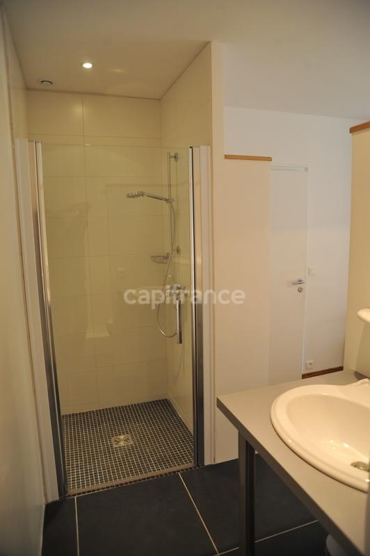 Maison - 217 m² - 11 pièces