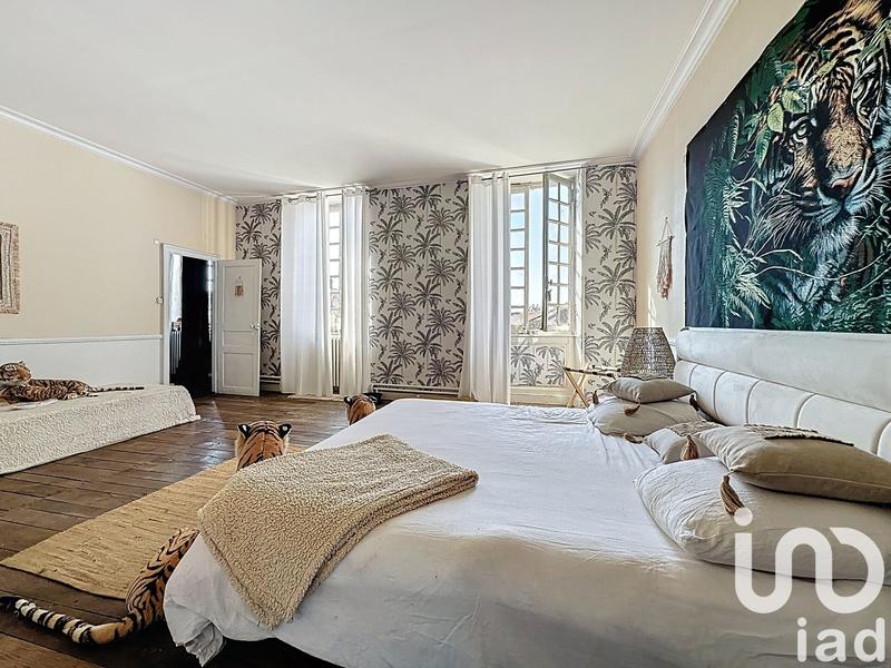 Maison de ville - 294 m² - 9 pièces