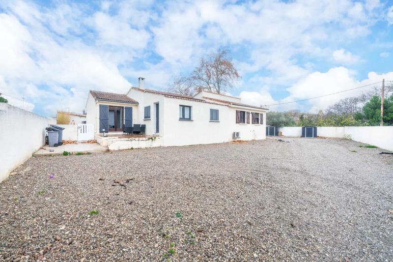 Villa - 145 m² - 6 pièces