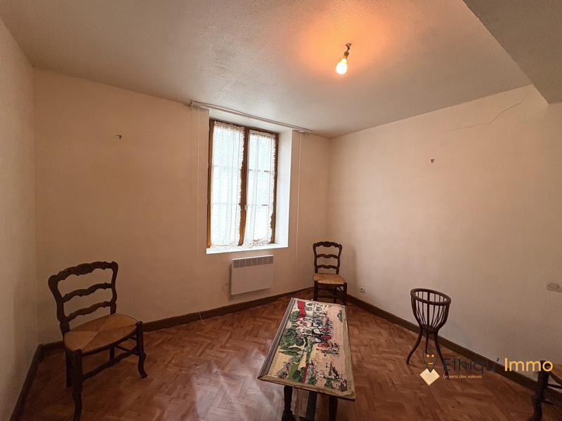 Maison - 105 m² - 4 pièces