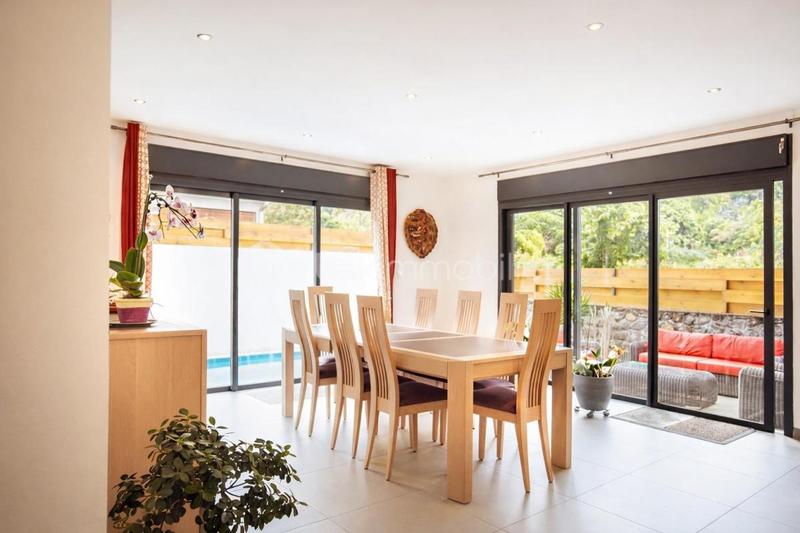 Maison - 176 m² - 5 pièces