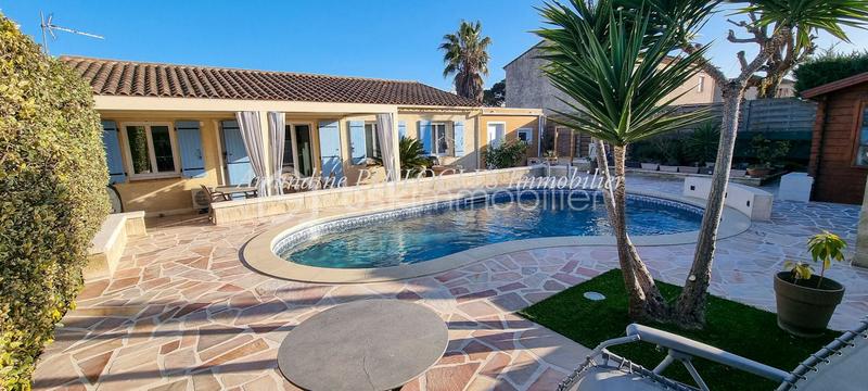 Maison traditionnelle - 82 m² - 5 pièces