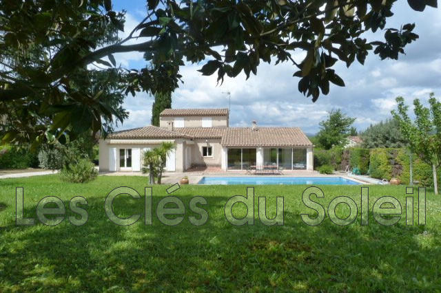 Villa - 161 m² - 6 pièces