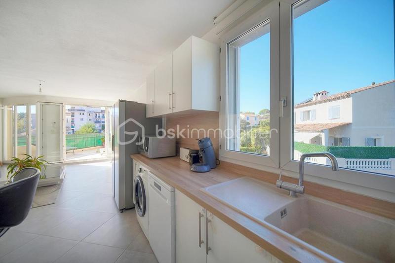 Appartement - 79 m² - 4 pièces