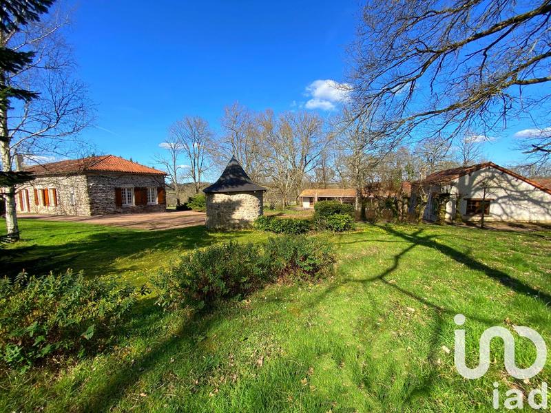 Maison - 167 m² - 8 pièces