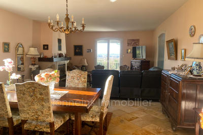 Maison - 158 m² - 6 pièces