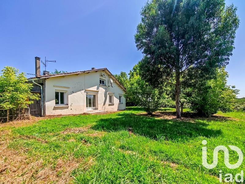 Maison - 220 m² - 10 pièces