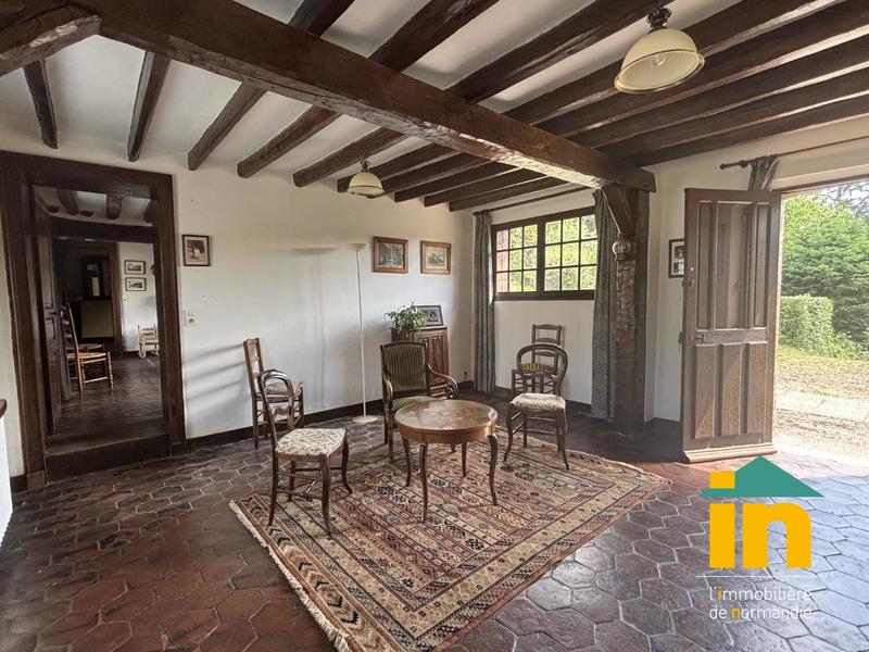 Maison - 180 m² - 9 pièces