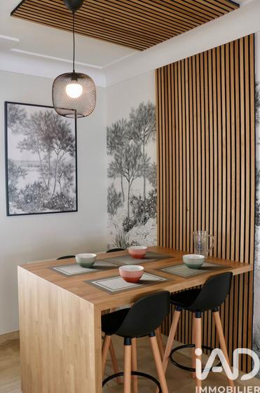 Appartement - 100 m² - 5 pièces