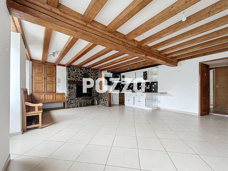 Maison - 176 m² - 8 pièces