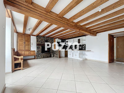 Maison - 176 m² - 8 pièces