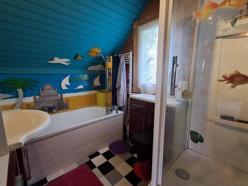 Pavillon - 140 m² - 5 pièces