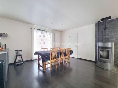 Maison traditionnelle - 120 m² - 5 pièces