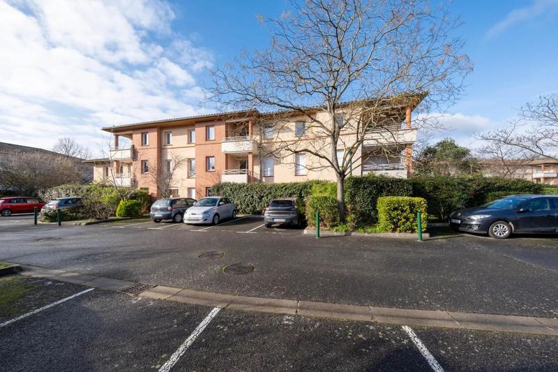 Appartement - 80 m² - 4 pièces