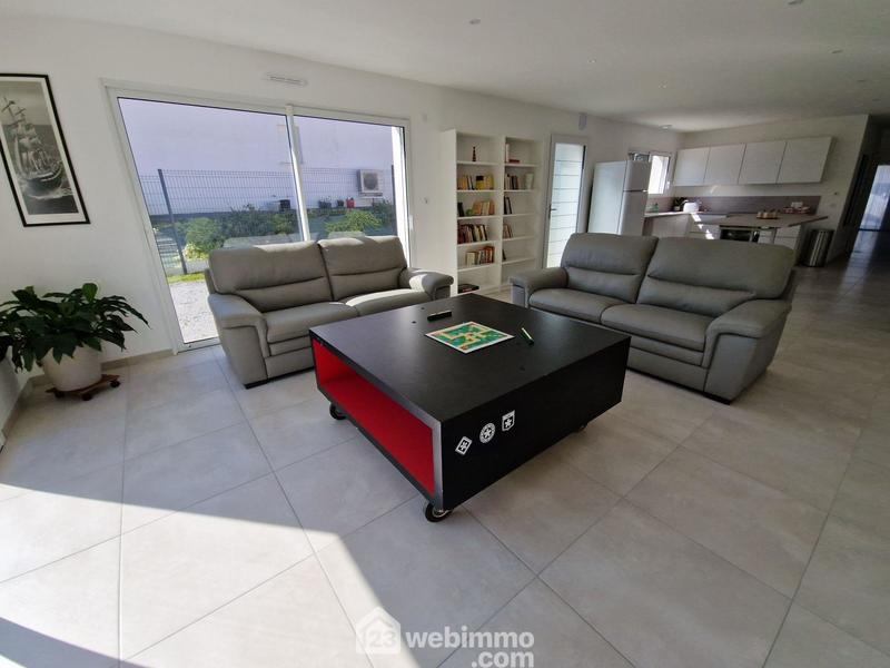 Immeuble - 219 m² - 7 pièces