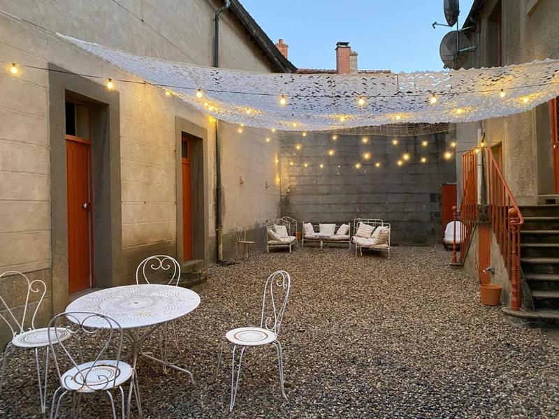 Maison de maîtres - 350 m² - 8 pièces