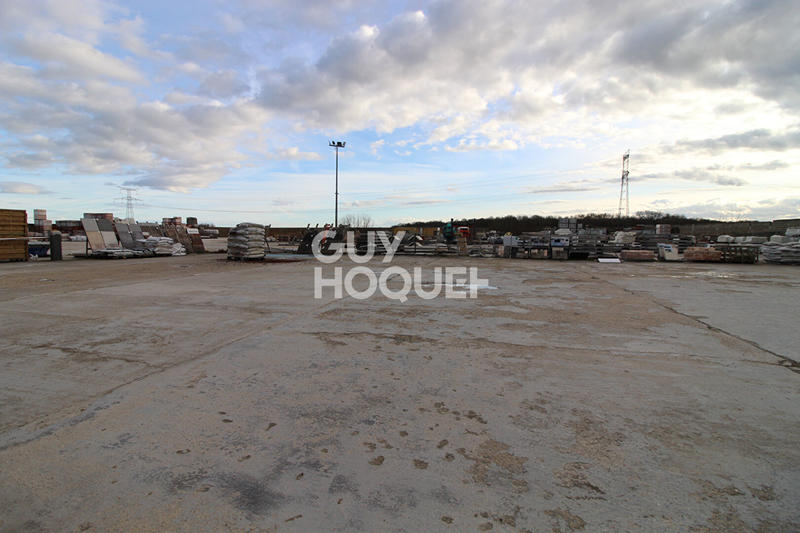 Local d'activité / Entrepôt - 14 410 m²