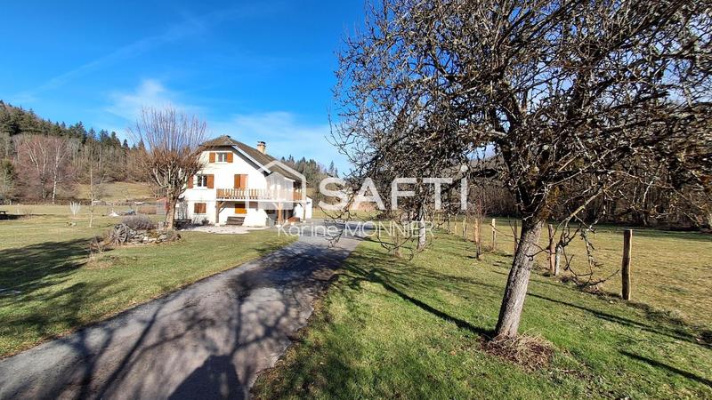 Maison - 185 m² - 9 pièces