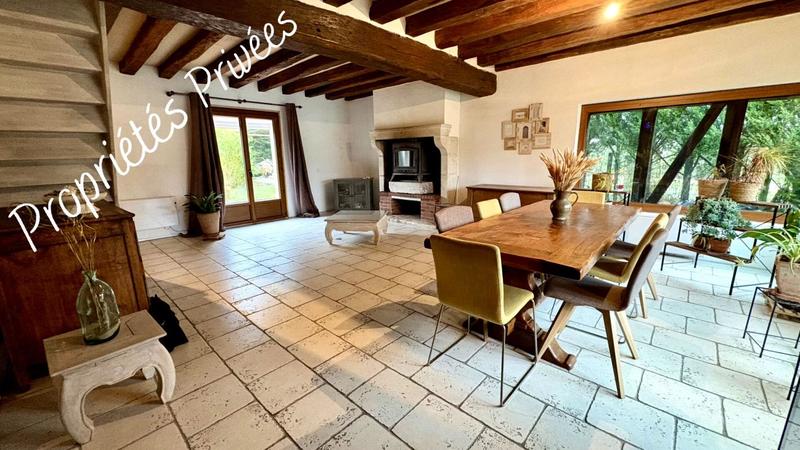 Maison - 20 m² - 8 pièces