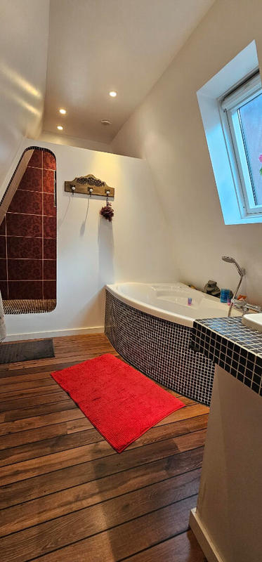 Maison - 135 m² - 6 pièces