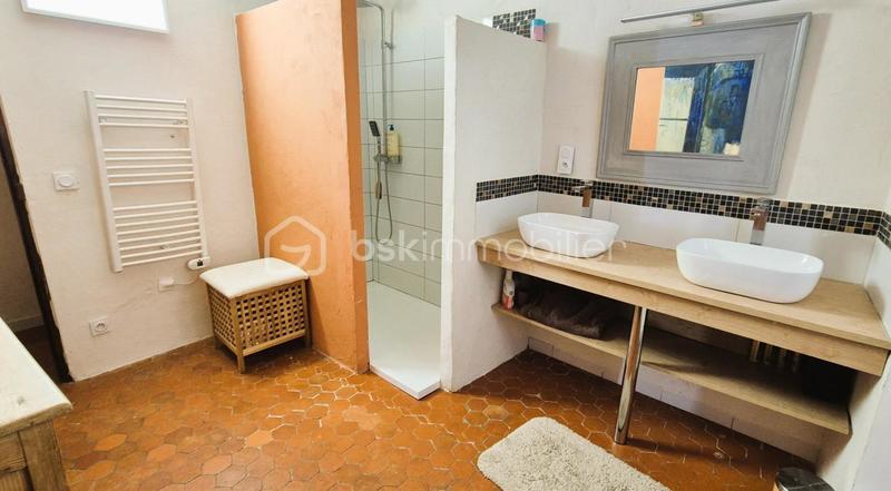 Immeuble - 240 m² - 10 pièces