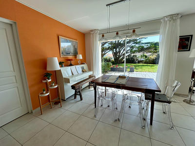 Maison - 180 m² - 7 pièces