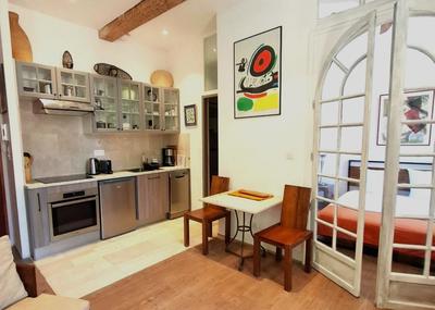 Maison - 350 m² - 10 pièces