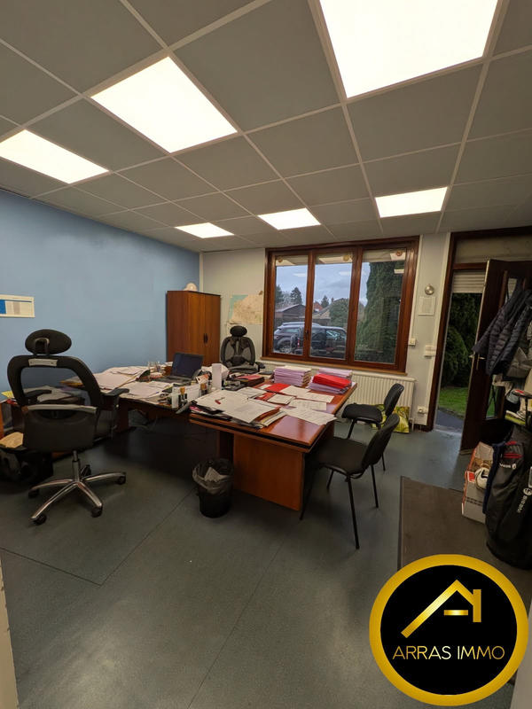 Bureau - 98 m²