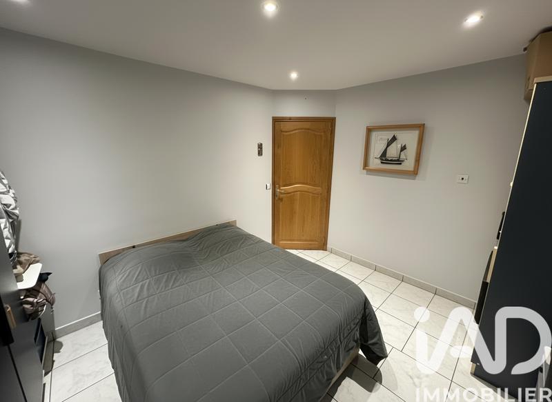 Maison - 211 m² - 7 pièces