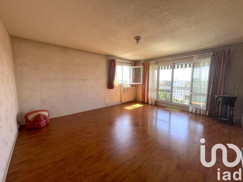 Appartement - 84 m² - 4 pièces